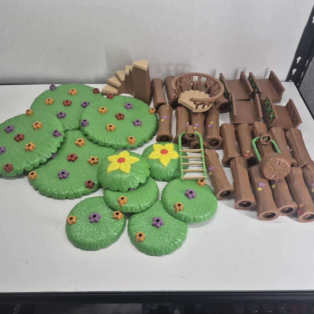 Lakeshore TREEHOUSE IMAGINATION BUILDERS Educational Toy 38 Pieces Near Complete
